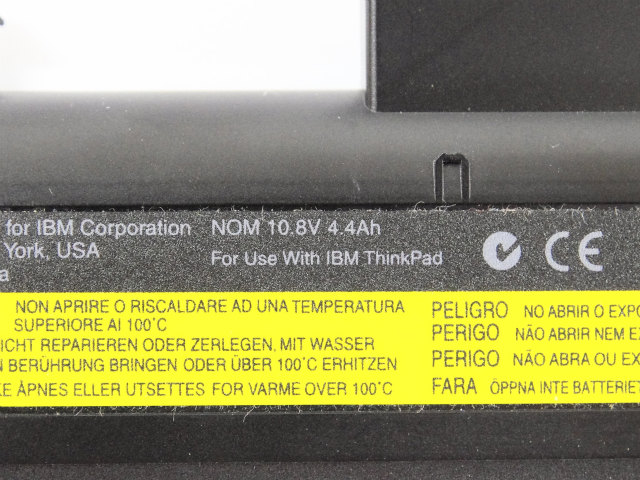 [93P5002、08K8194]ThinkPad R50、T40シリーズバッテリーセル交換[3]