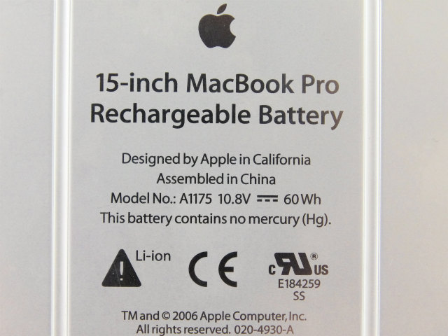 [A1175]MacBook Pro 15インチ用バッテリーセル交換[4]