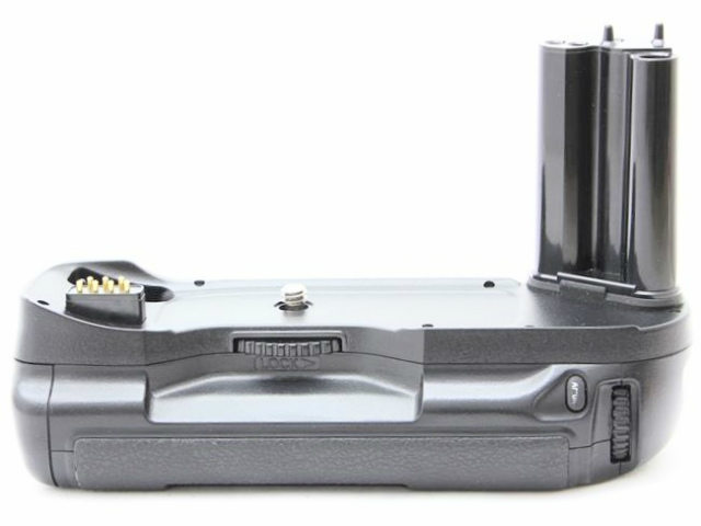 [MB-15]Nikon ニコン 35mmフィルム一眼レフカメラ F100用 マルチパワーバッテリーパック バッテリーセル交換