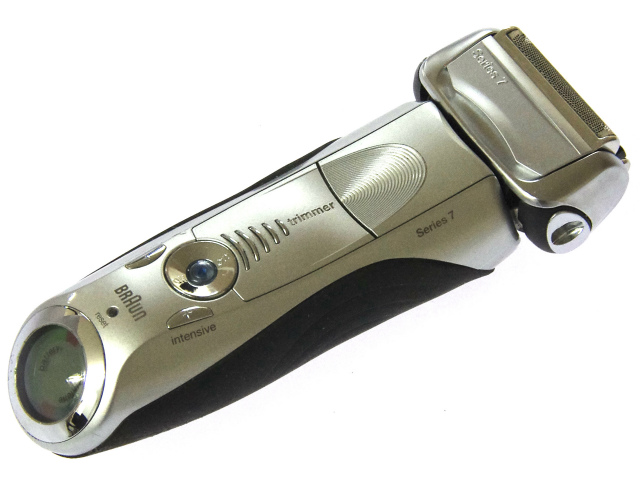 ブラウン シェーバー シリーズ7 790cc-3 バッテリーセル交換