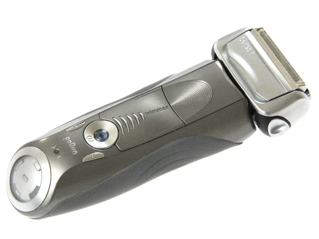 ブラウン シェーバー シリーズ7 750cc-4 バッテリーセル交換