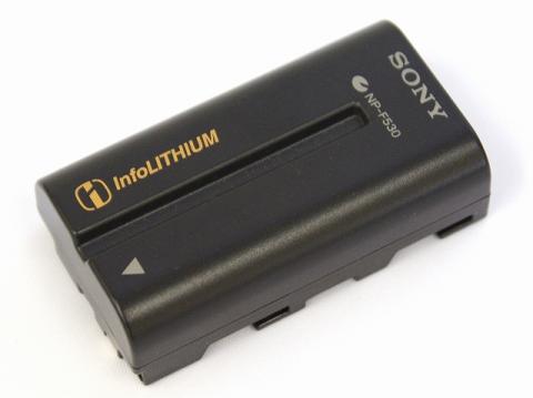 [NP-F530]マビカ&ビデオウォークマン用バッテリーセル交換